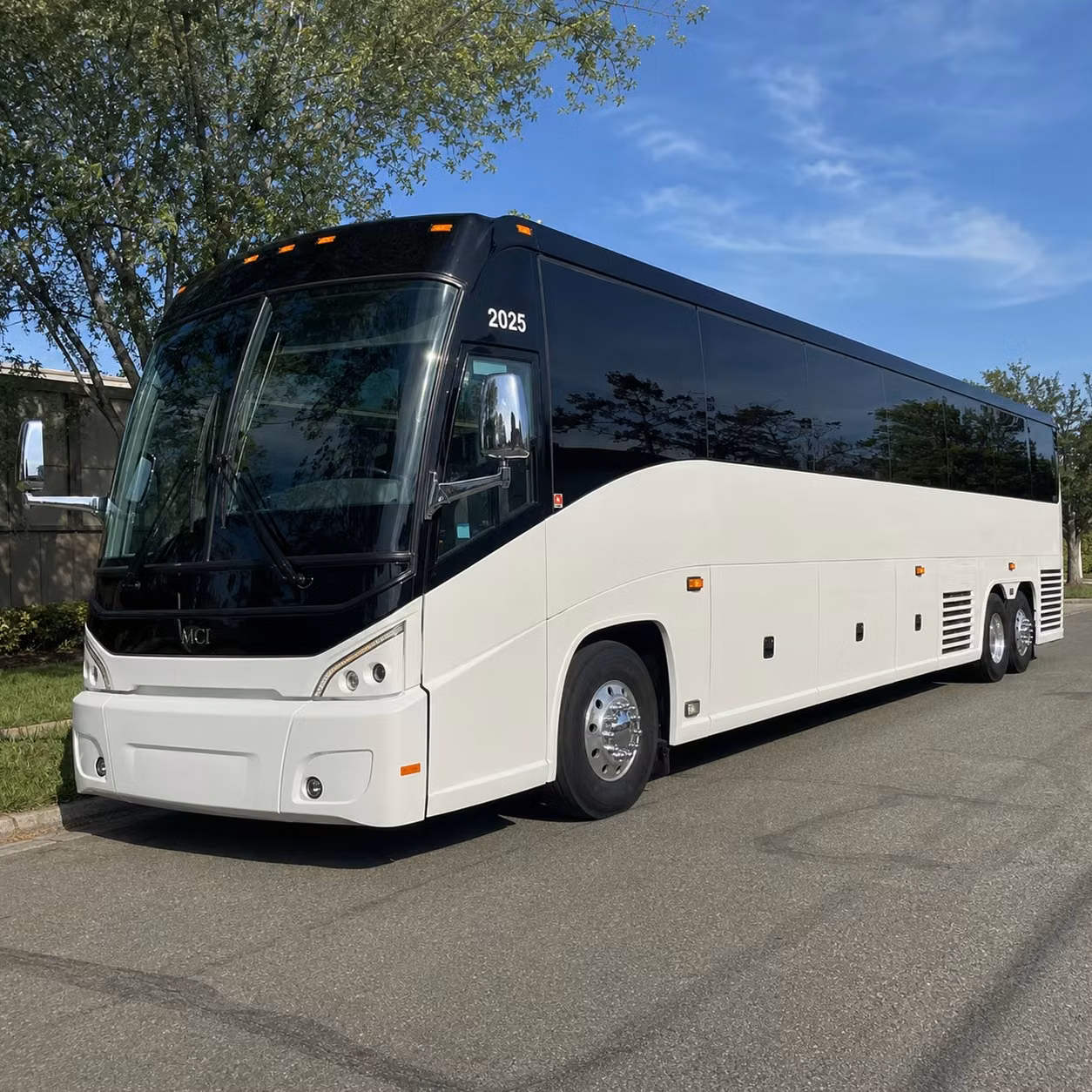 busrentalpompanobeach com can handle dod compliant transportation requests for pompano beach military contractors and agencies