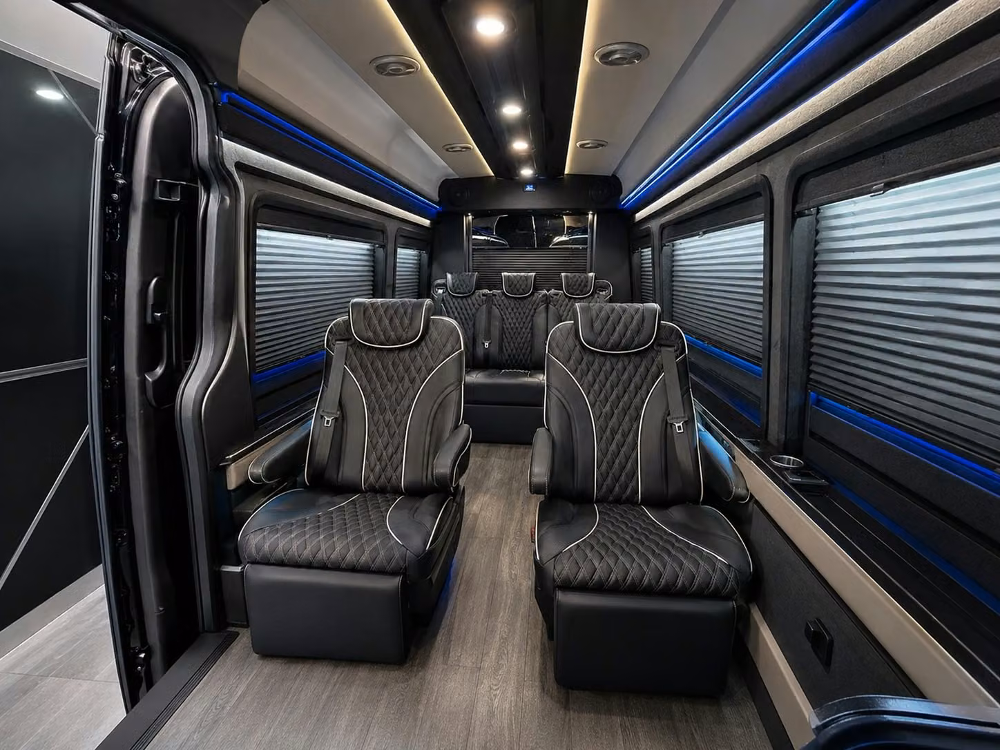 corporate groups and convention shuttles in pompano beach deserve private airport transportation