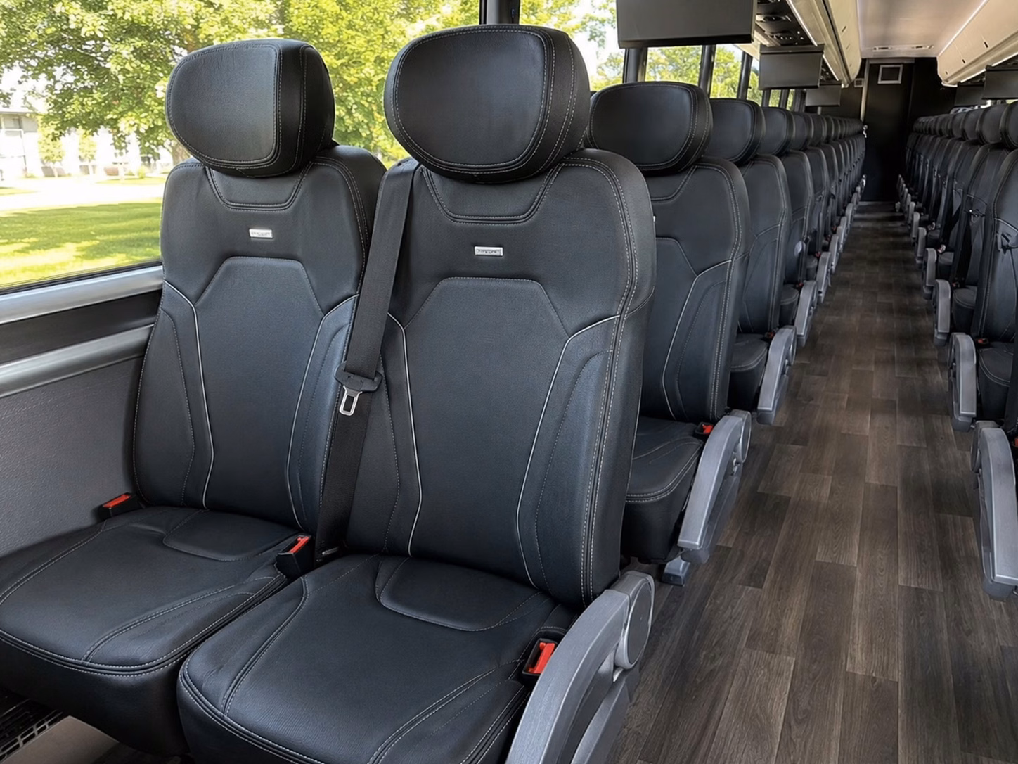 guest shuttles between pompano beach hotels and wedding venues