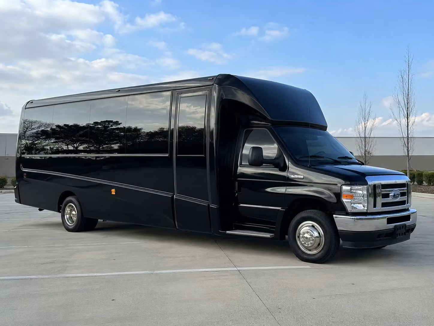 minibus rentals for youth group trips and church outings in pompano beach
